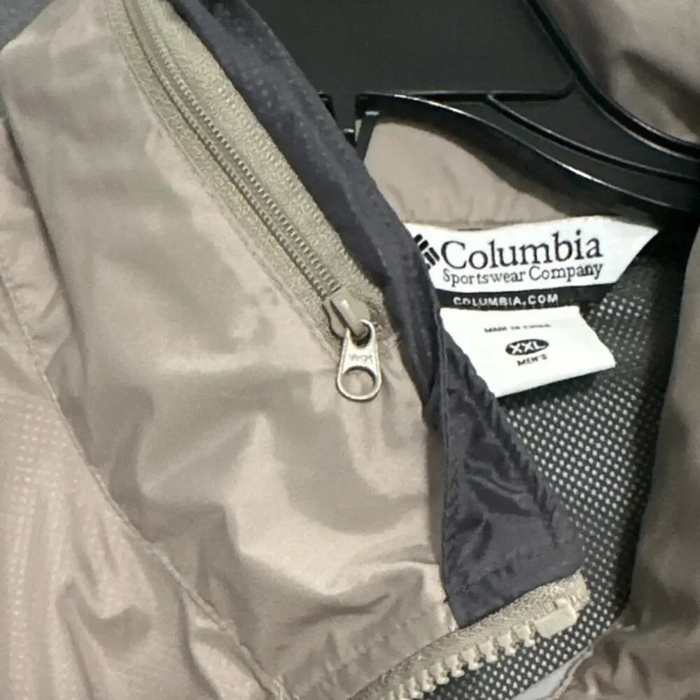Columbia Men's Packable Rain Jacket XXL Tan Gray Colorblock Hidden Hood Full Zip